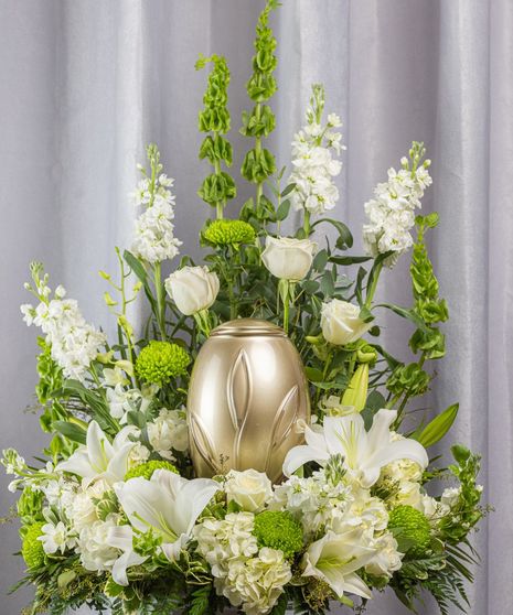 Calm Cremation Urn Setting