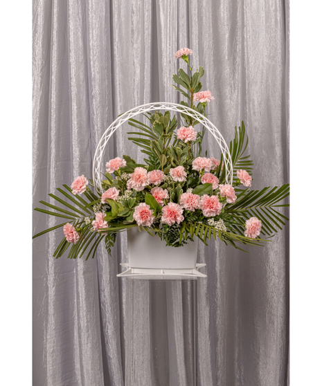 Gracious Deluxe Basket