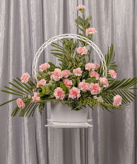 Gracious Deluxe Basket