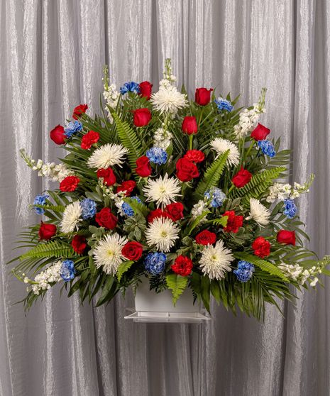 Patriotic Deluxe Basket