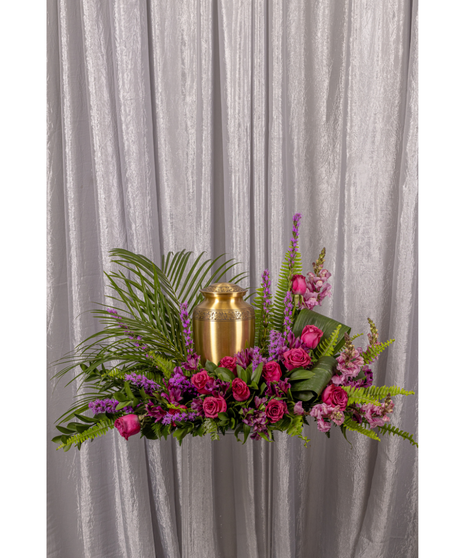Peaceful Deluxe Cremation Urn Setting