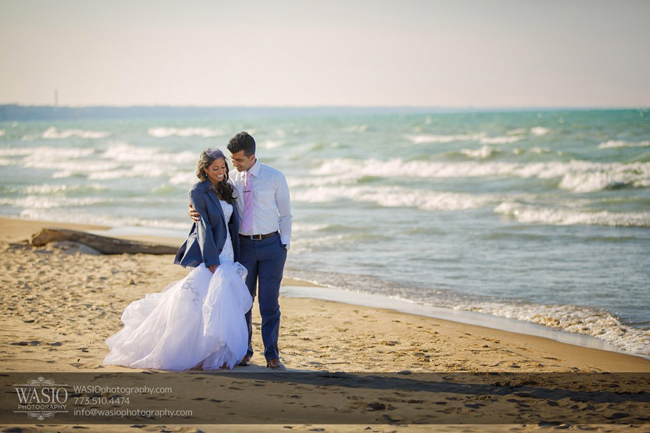 Clark Street Beach Couple